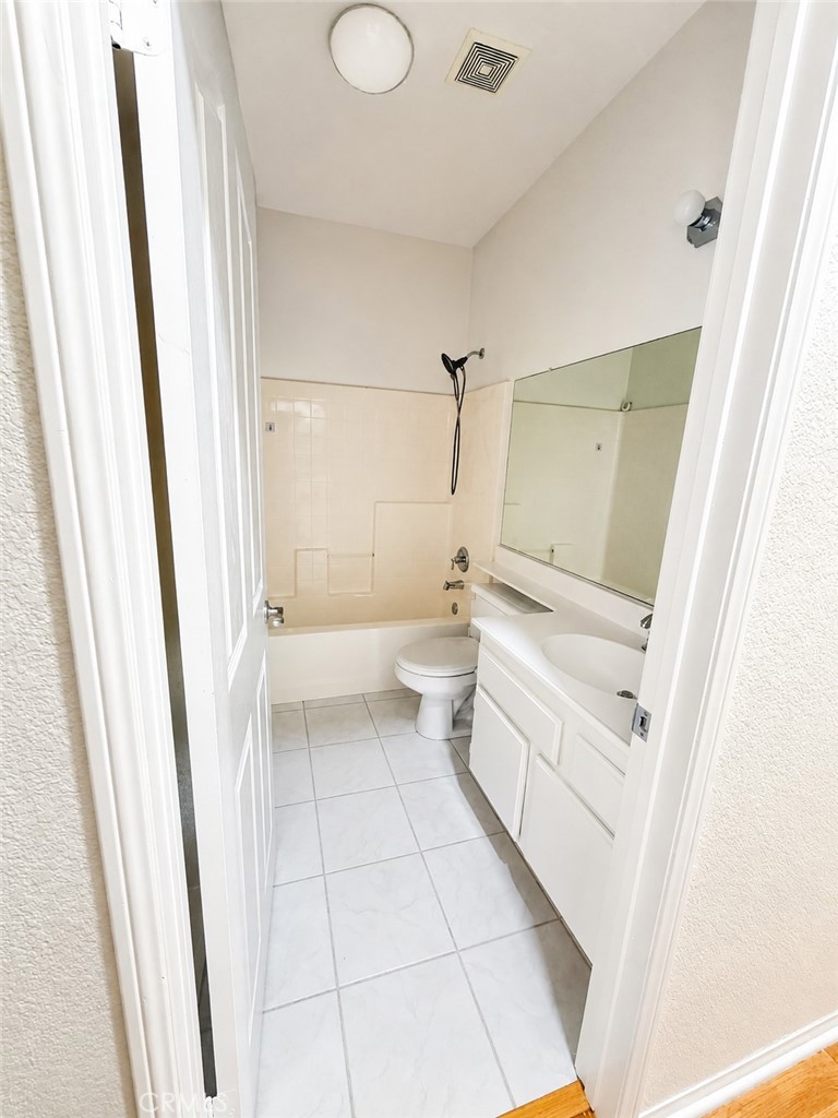 13900 Nelliebell Property Photo 12