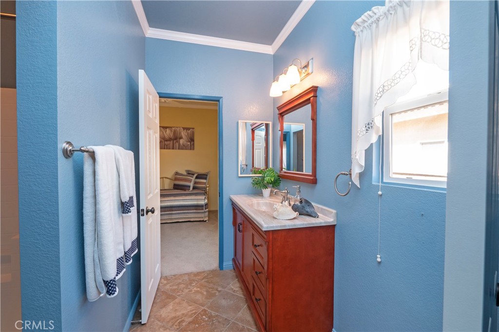 13400 Baylor Property Photo 37