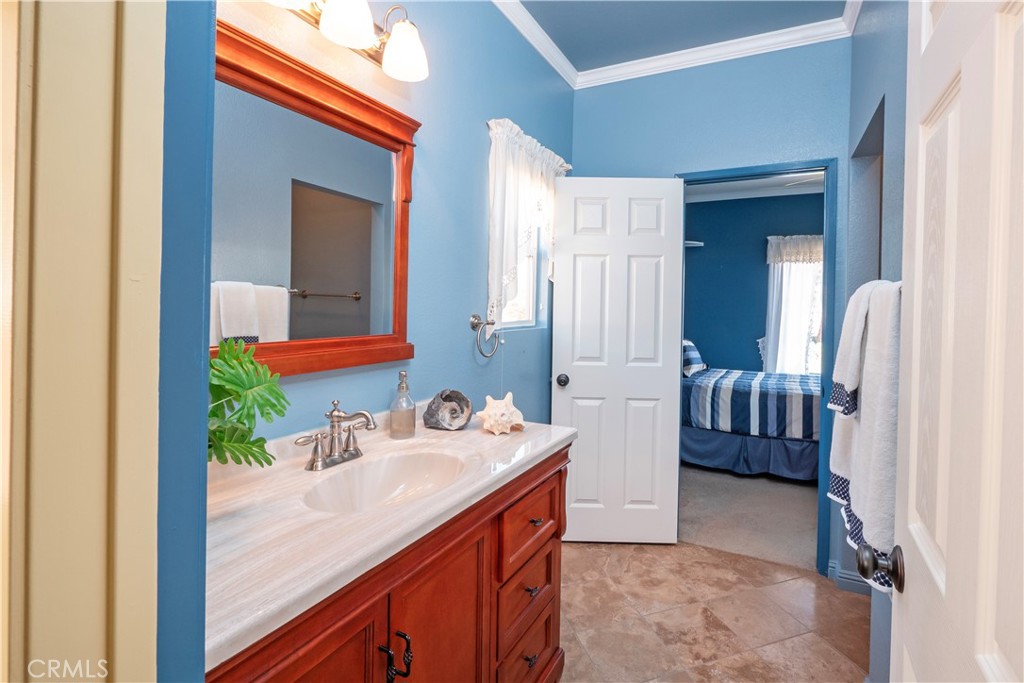 13400 Baylor Property Photo 38