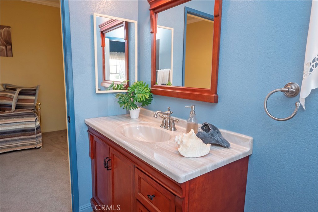 13400 Baylor Property Photo 39