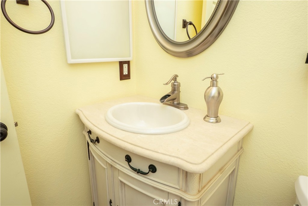 13400 Baylor Property Photo 49