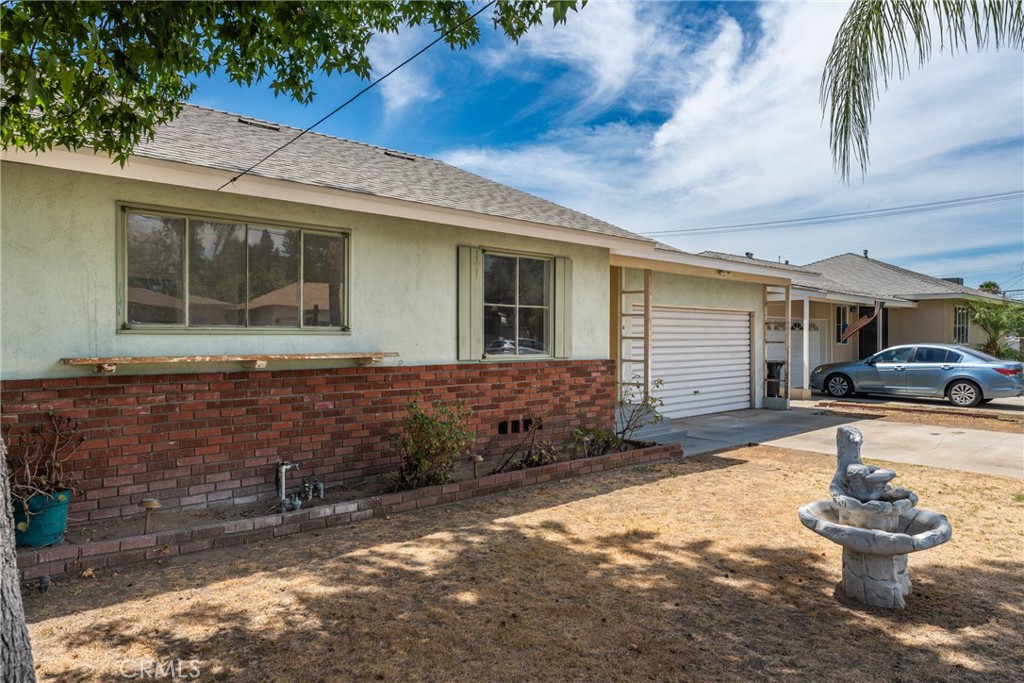 237 W Van Koevering Street Property Photo 4