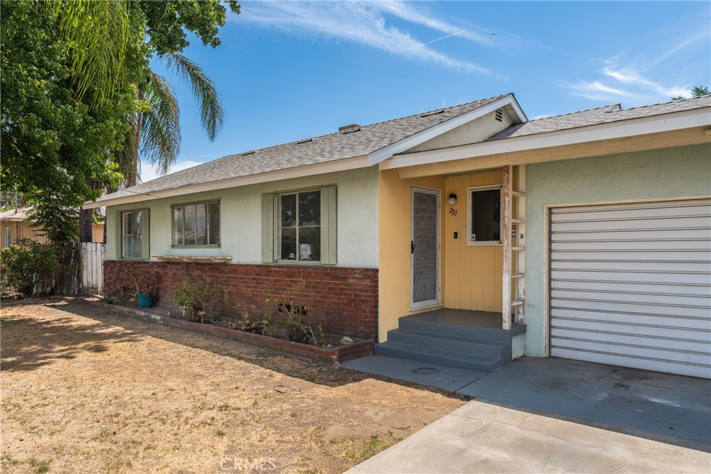 237 W Van Koevering Street Property Photo 5