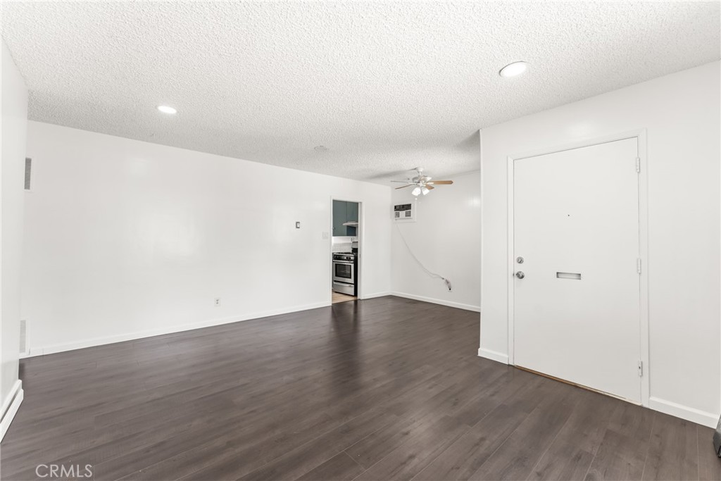 237 W Van Koevering Street Property Photo 6