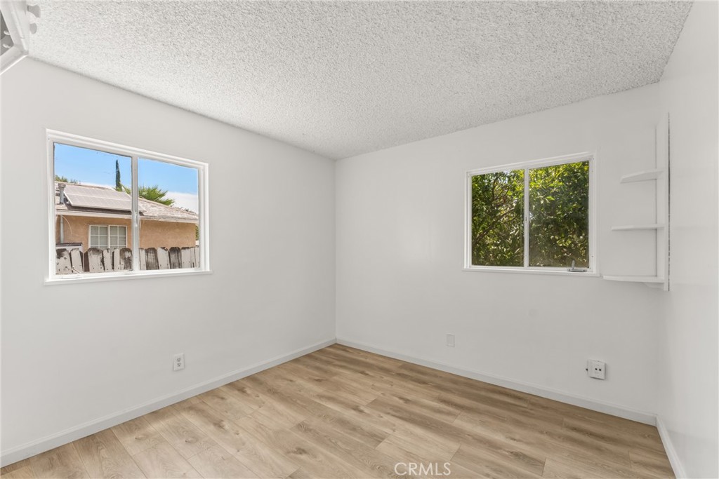 237 W Van Koevering Street Property Photo 15