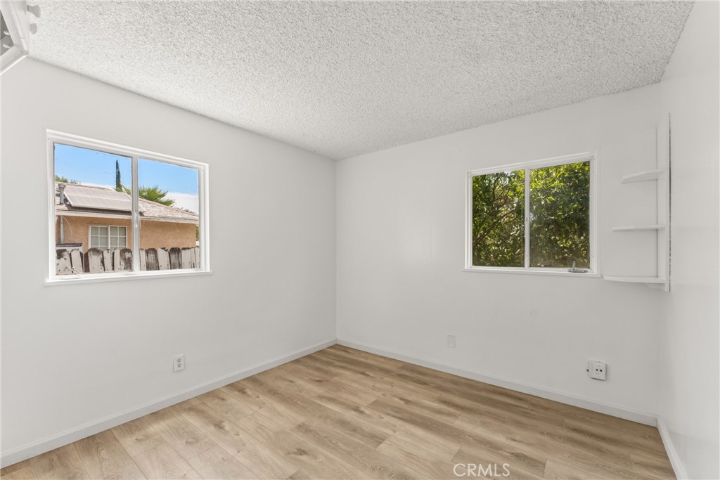 237 W Van Koevering Street Property Photo 17