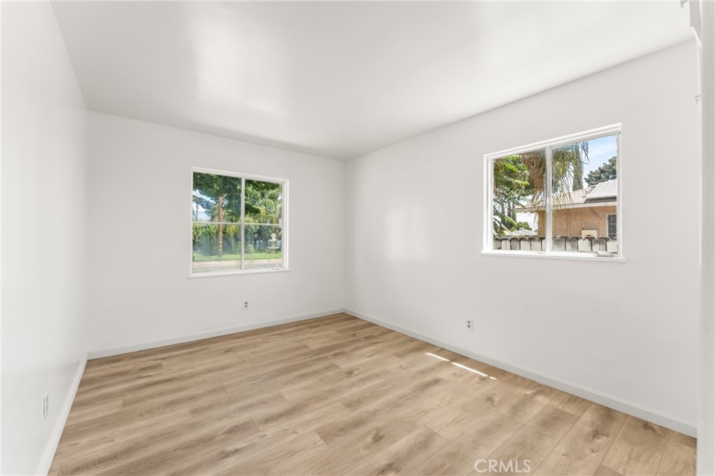 237 W Van Koevering Street Property Photo 17