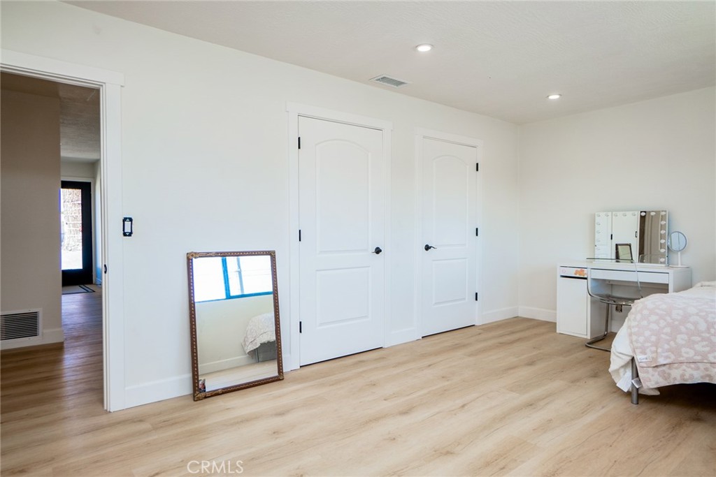 9226 Locust Property Photo 29