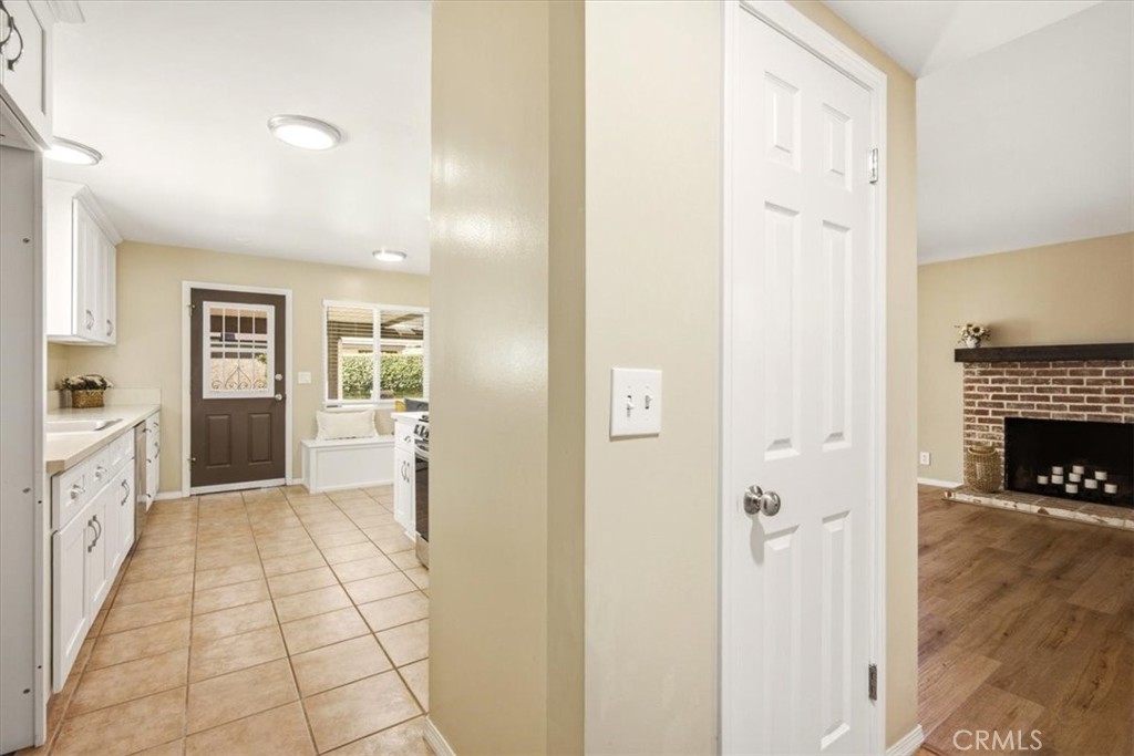 1623 S Lang Property Photo 7