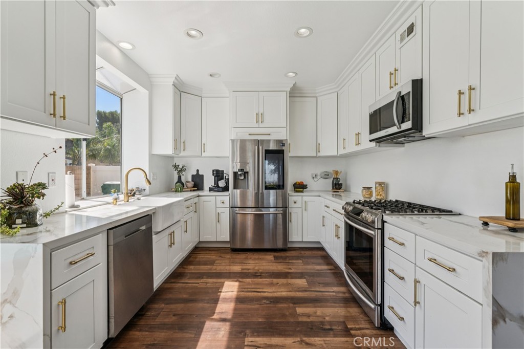 3215 Crystal Ridge Circle Property Photo 13