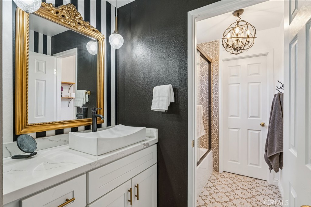 3215 Crystal Ridge Circle Property Photo 34