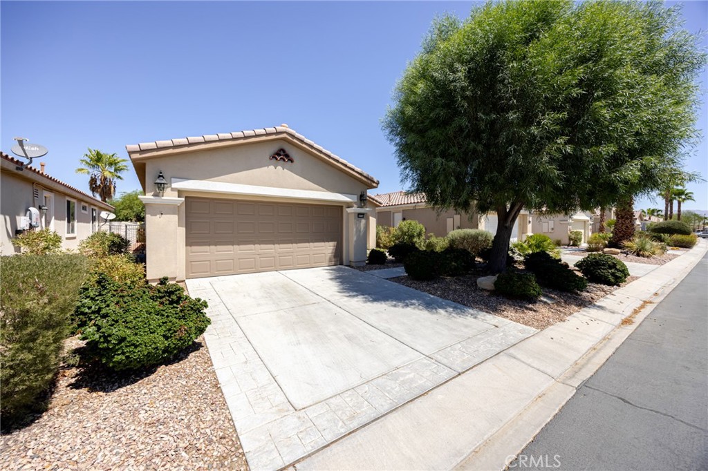 80554 Avenida Camarillo Property Photo 2