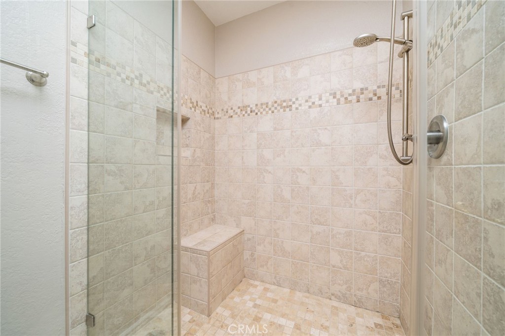 179 Oak Forest Circle Property Photo 16