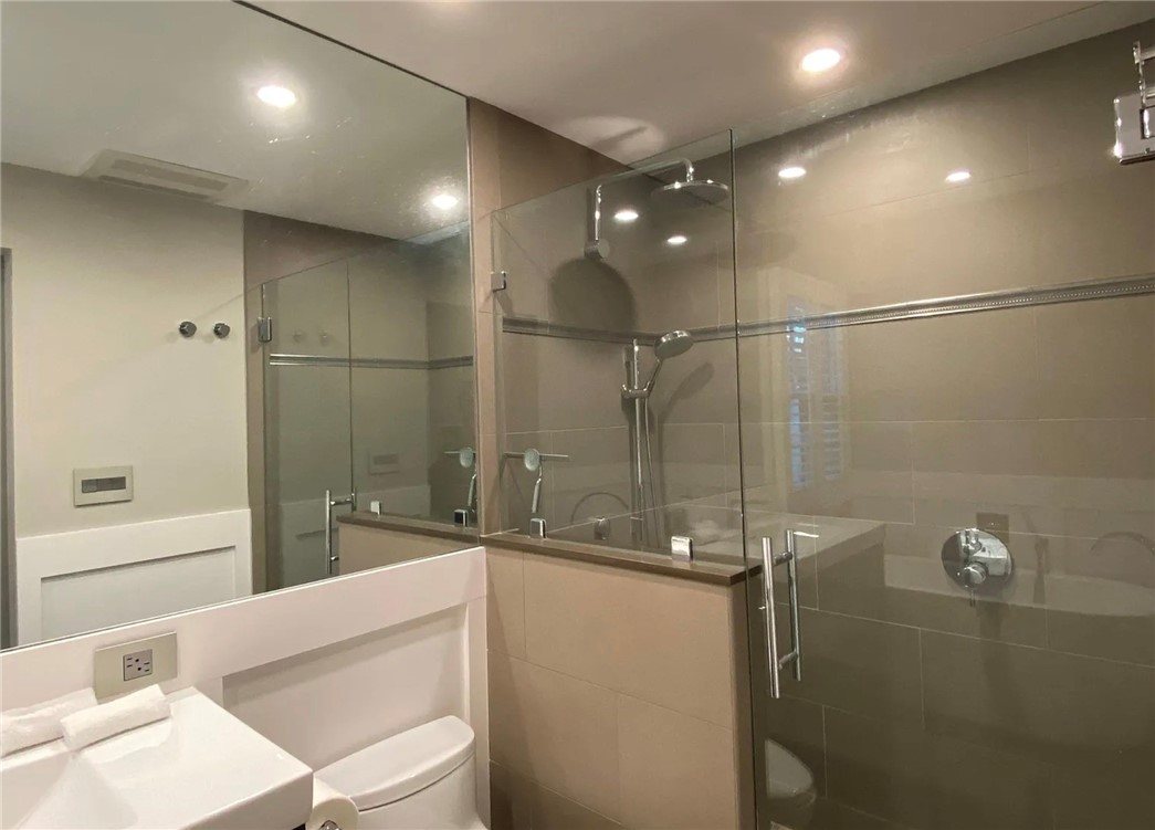 349 Norumbega Dr. Property Photo 22