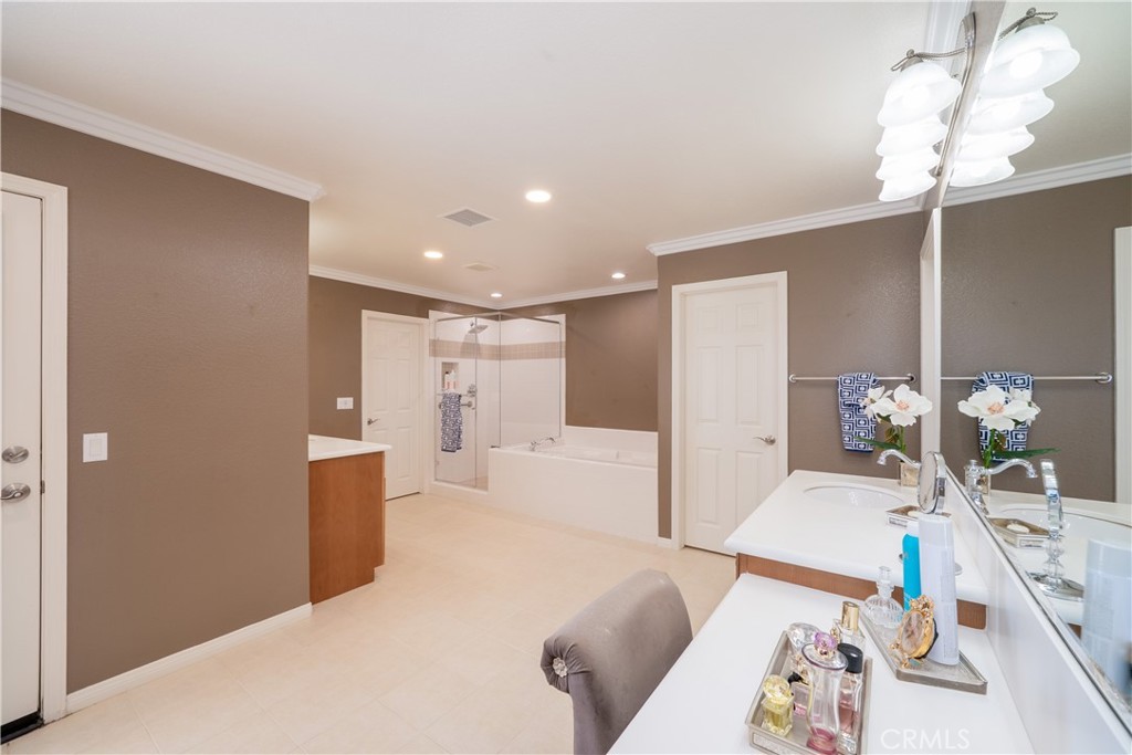 12881 Seahorse Drive Property Photo 30
