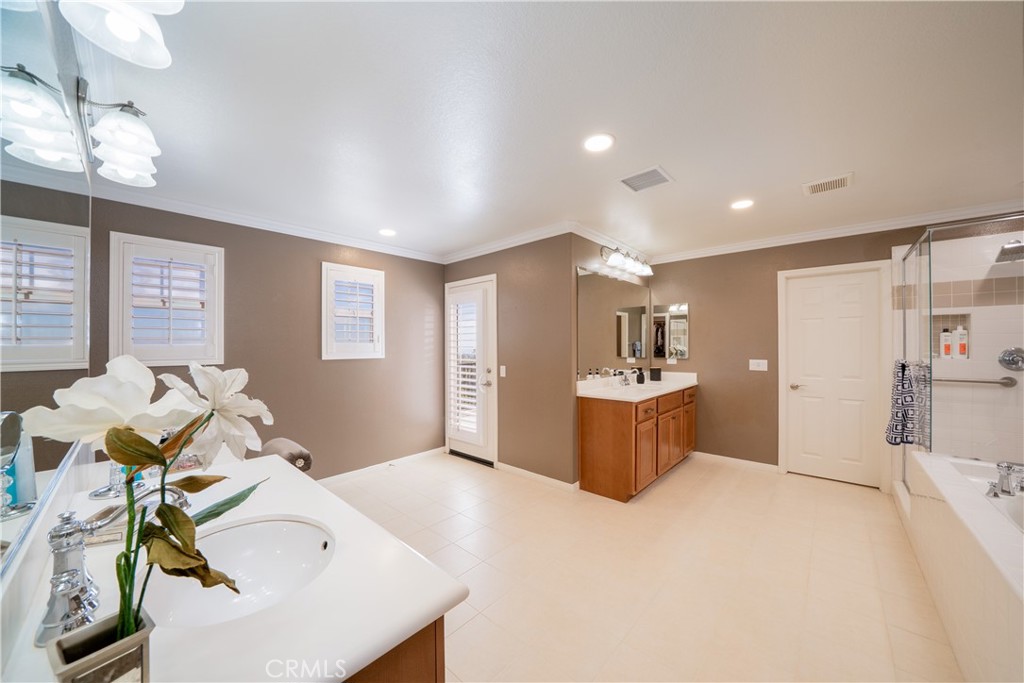 12881 Seahorse Drive Property Photo 32