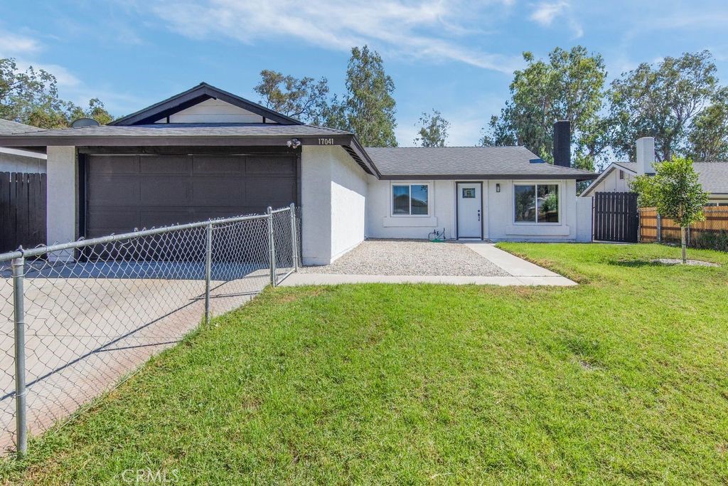 17041 Fairfax Property Photo 2