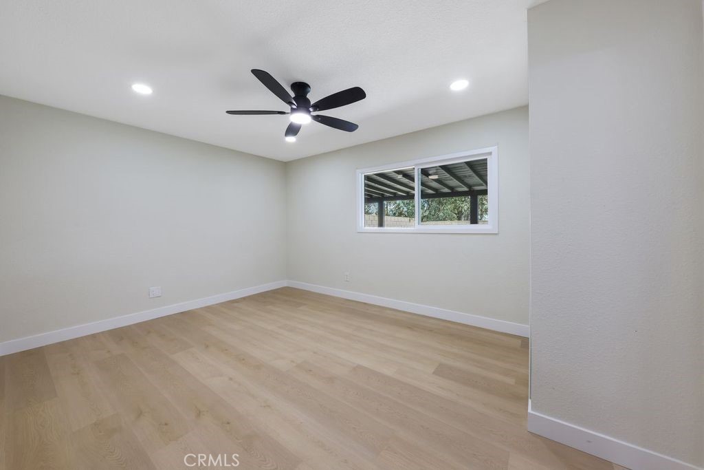 17041 Fairfax Property Photo 8