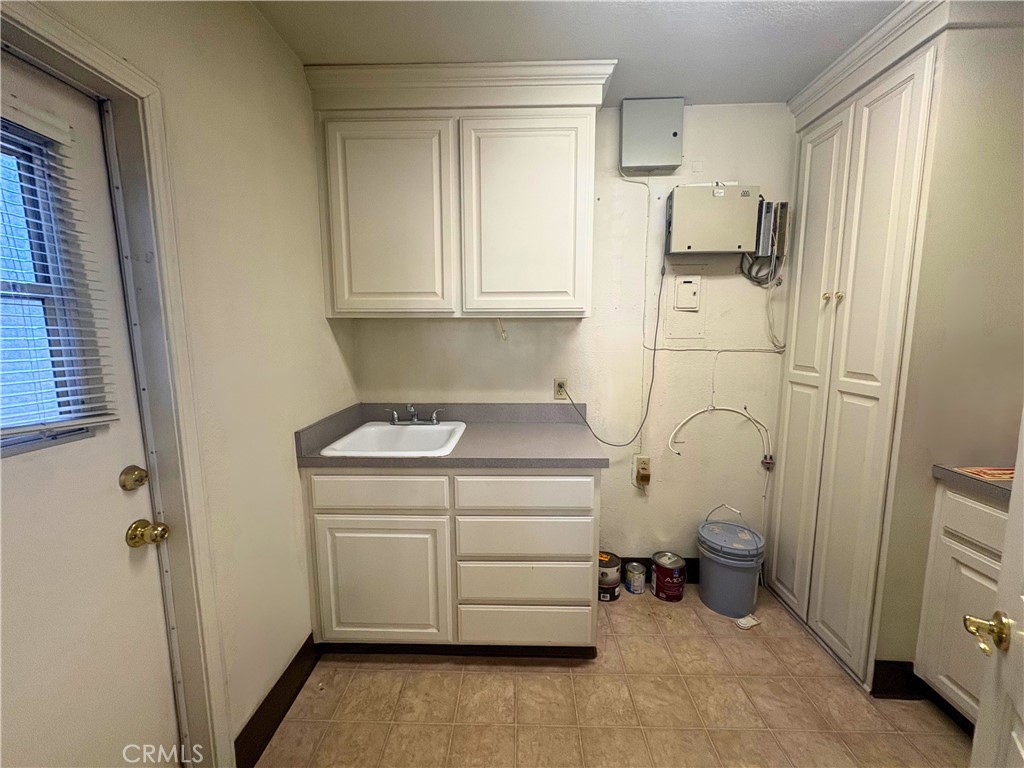 363 S Indian Hill Property Photo 11