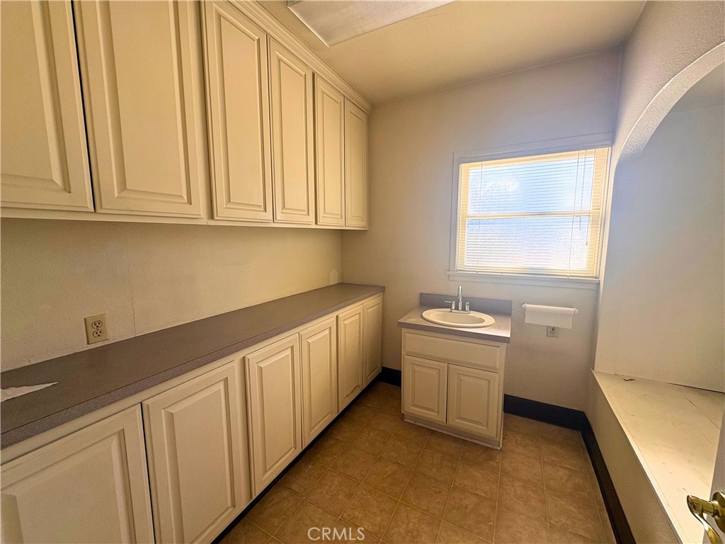 363 S Indian Hill Property Photo 17