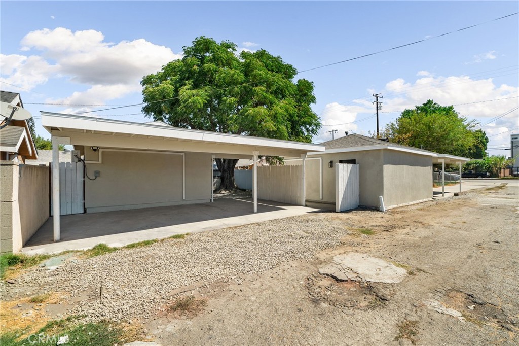2225 Santa Anita Property Photo 17