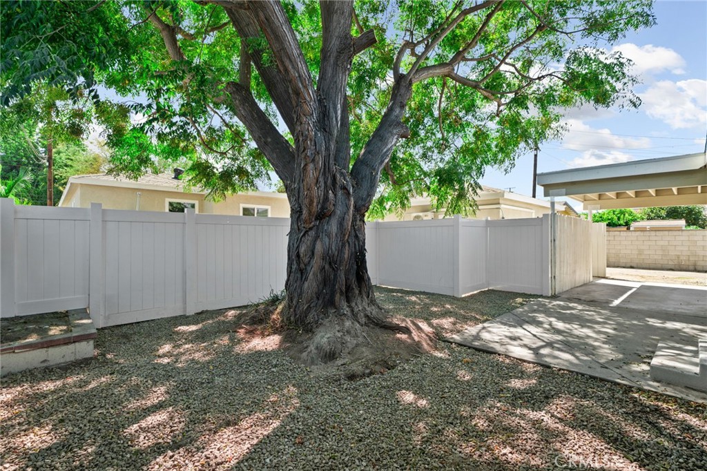2225 Santa Anita Property Photo 27