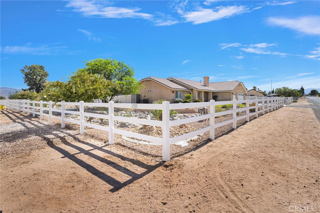 18155 Dunkirk Street Property Photo 9