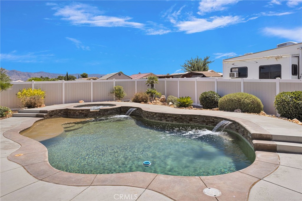 18155 Dunkirk Street Property Photo 54