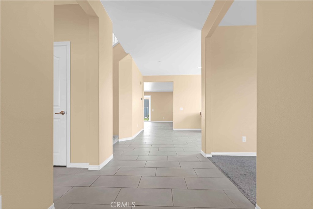 4043 Bristlecone Pine Lane Property Photo 4
