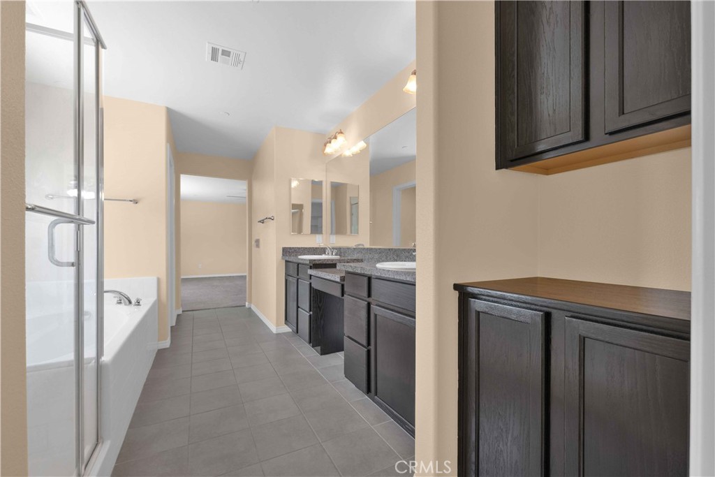 4043 Bristlecone Pine Lane Property Photo 44