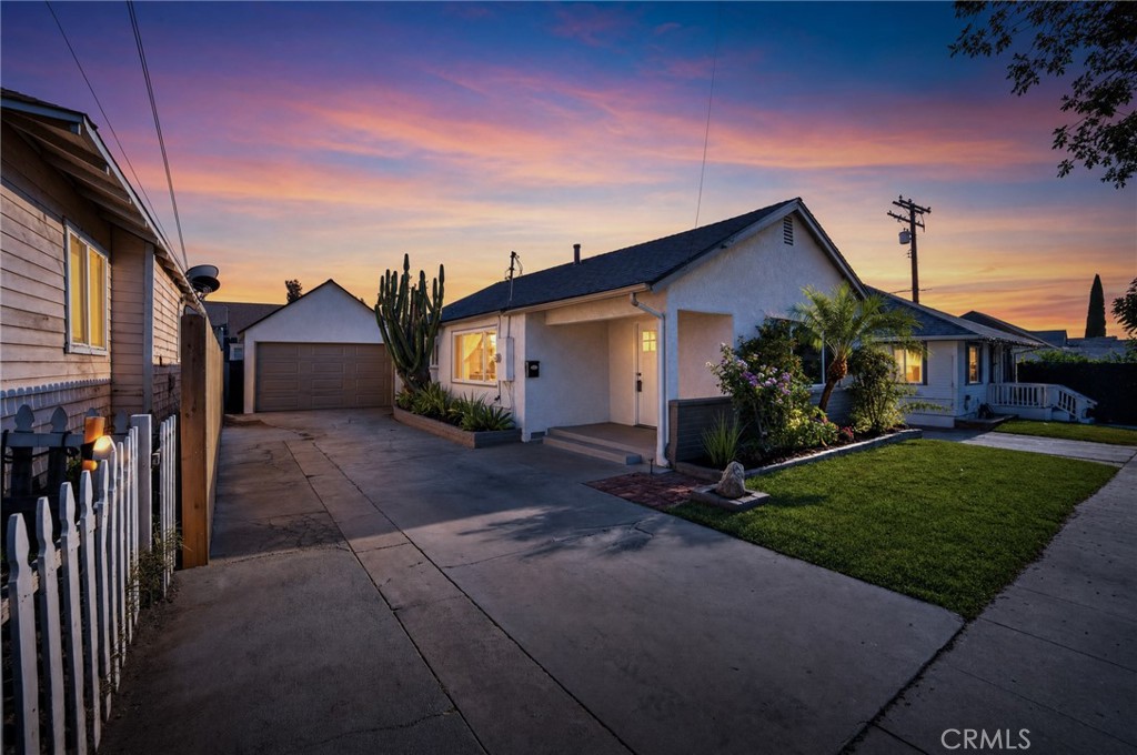 12522 Broadway Property Photo 1