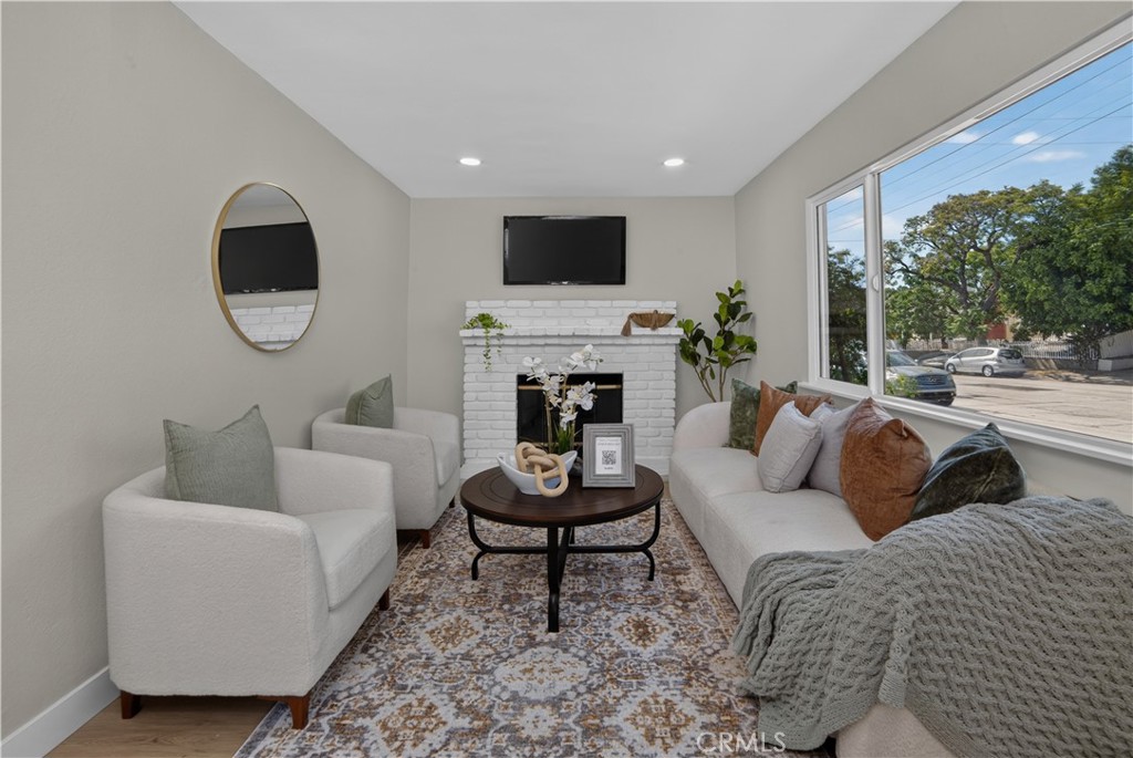 12522 Broadway Property Photo 9
