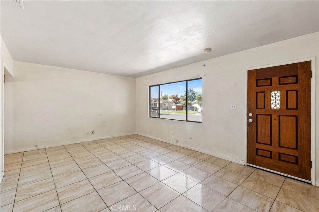 1016 Webster Property Photo 5