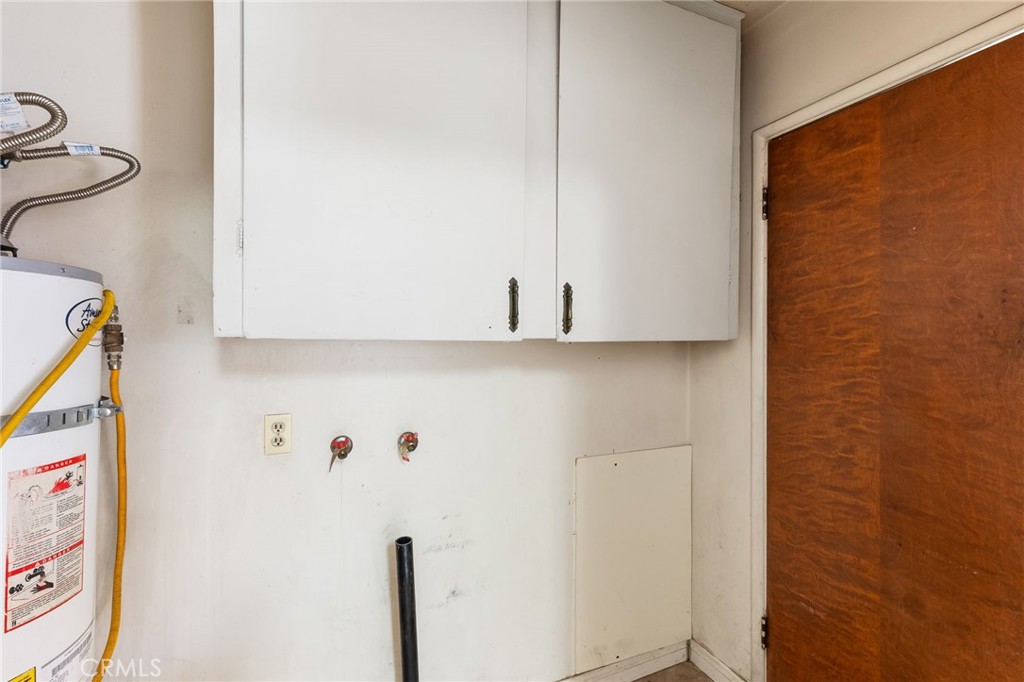 1016 Webster Property Photo 11