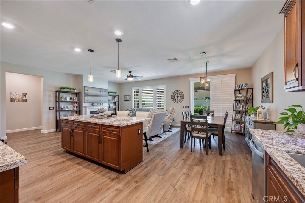 1476 Wicklow Property Photo 14
