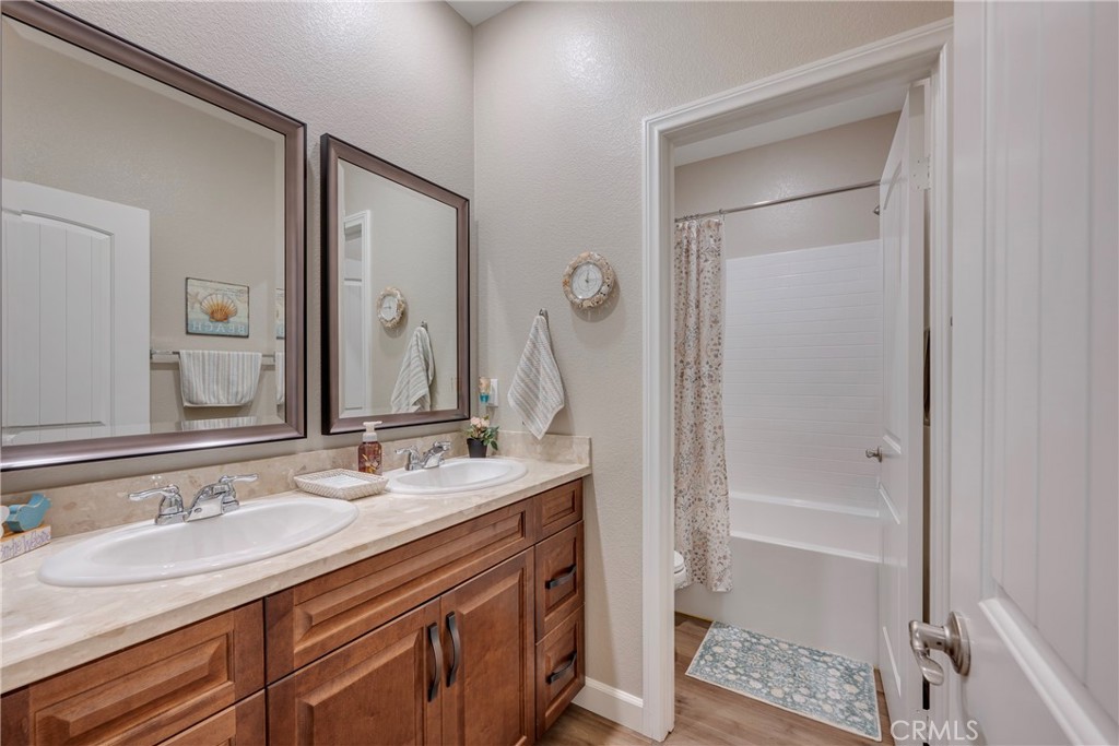 1476 Wicklow Property Photo 27