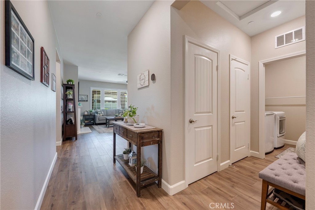 1476 Wicklow Property Photo 36