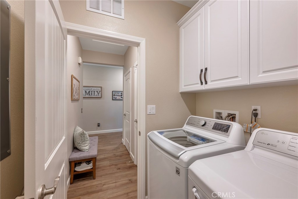 1476 Wicklow Property Photo 38