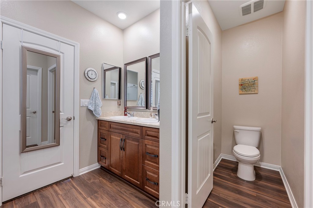 1476 Wicklow Property Photo 46