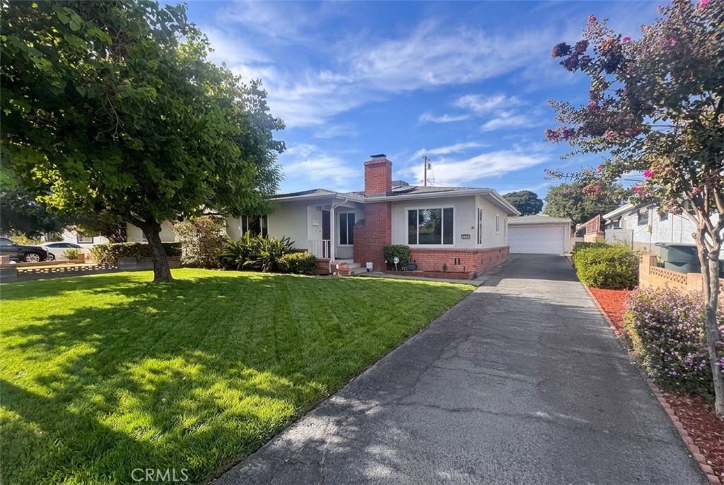 538 W F Street Property Photo 2