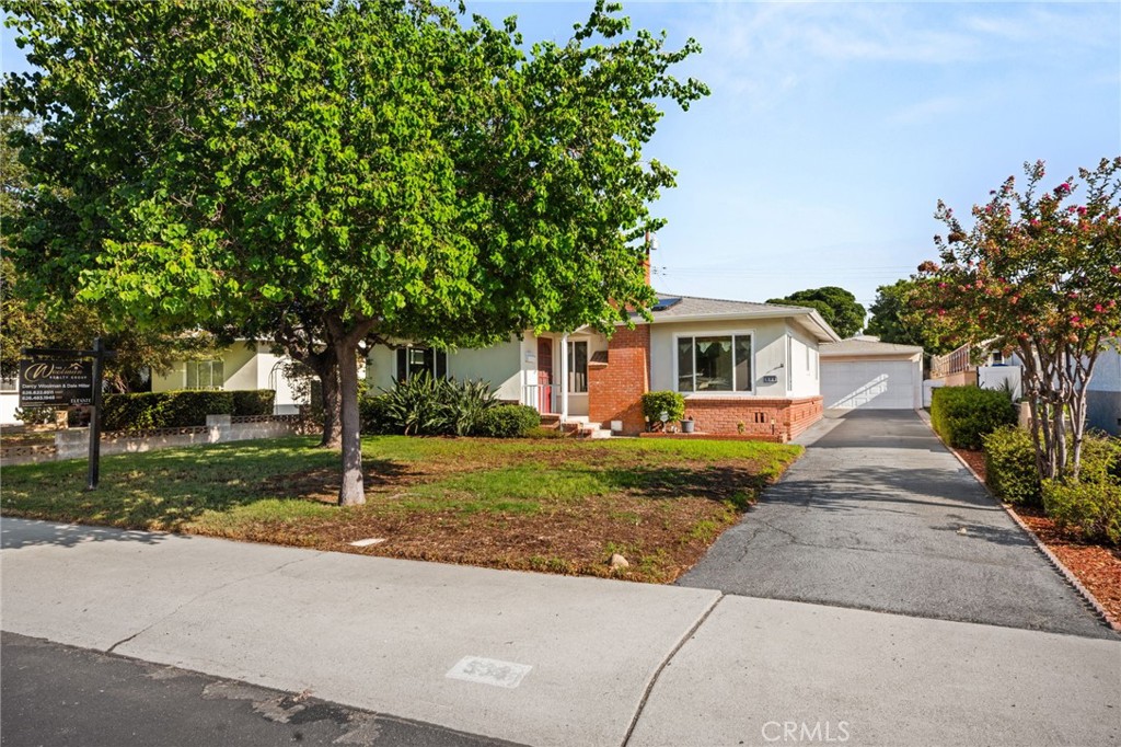 538 W F Street Property Photo 6