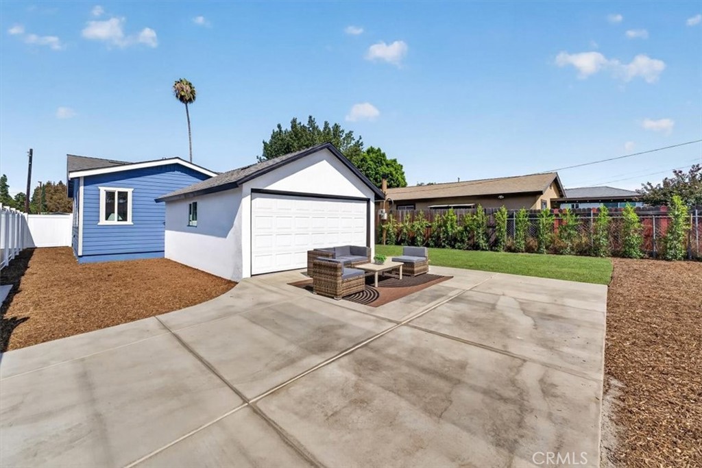 13239 2nd Property Photo 7