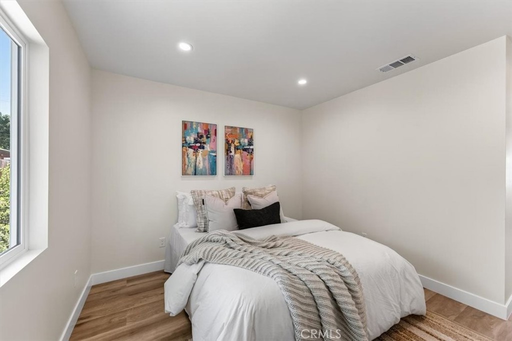 13239 2nd Property Photo 12