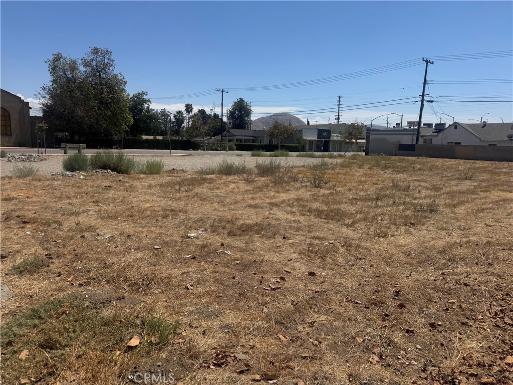 233 La Cadena Drive Property Photo 1