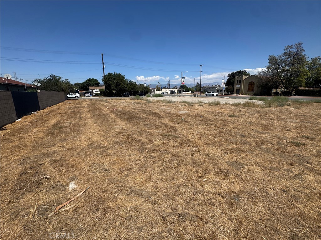 233 La Cadena Drive Property Photo 2