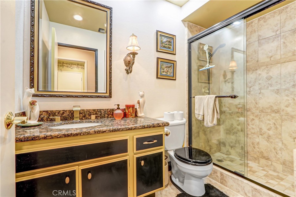6192 Hellman Avenue Property Photo 16