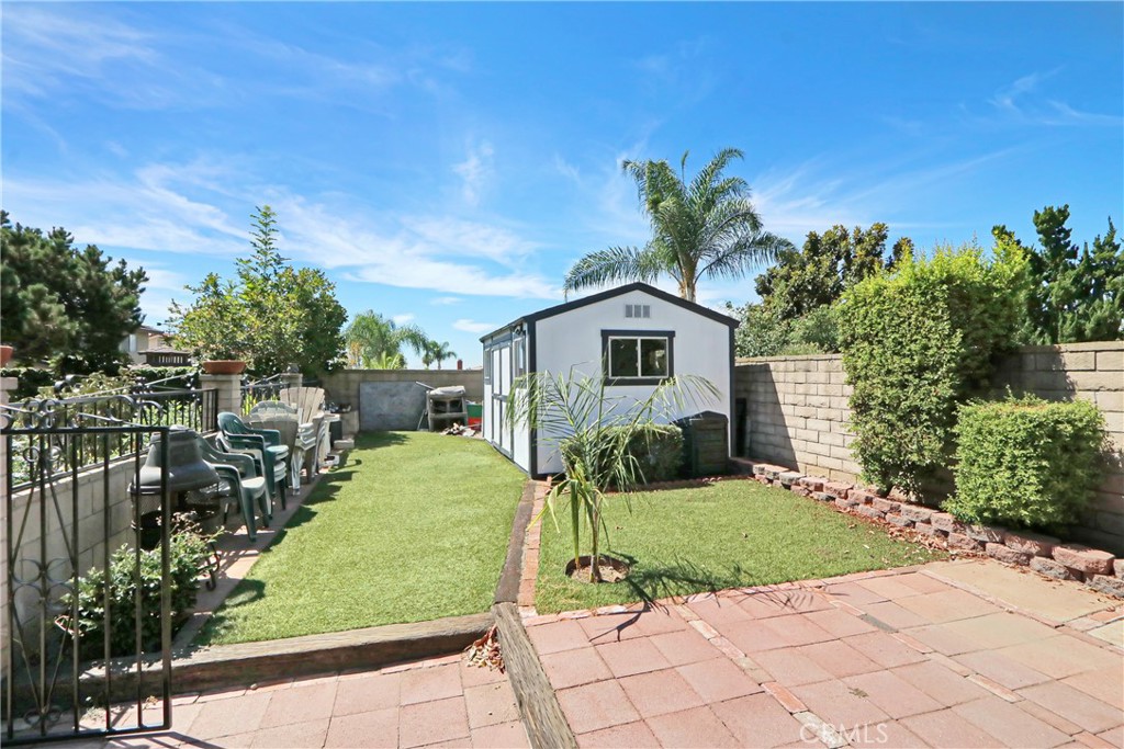 6192 Hellman Avenue Property Photo 24