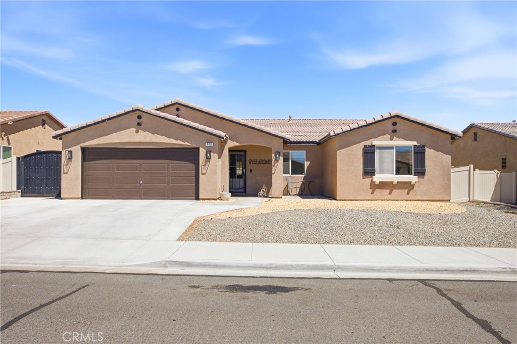 913 Condor Property Photo 1