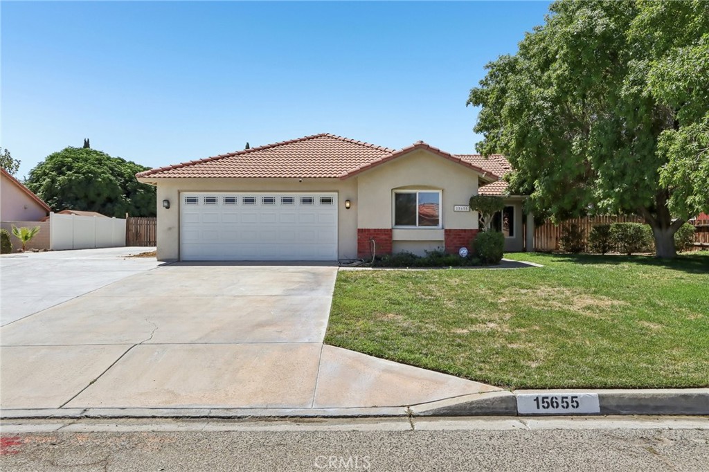 15655 Cheyenne Property Photo 4