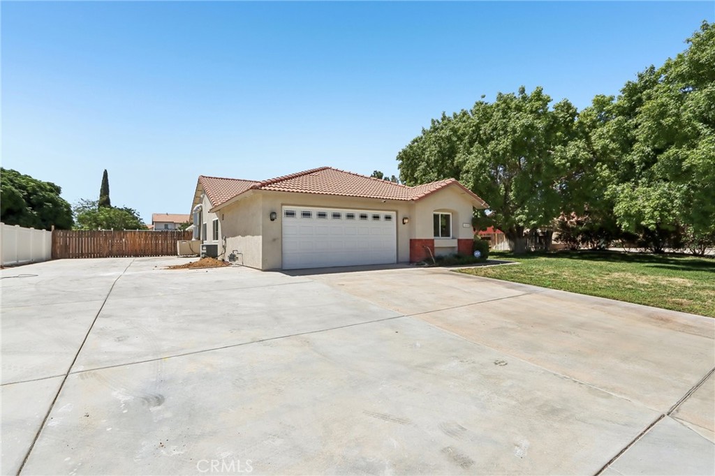 15655 Cheyenne Property Photo 6